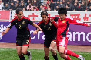 金年会官网入口-斯图加特发布备战花絮，今晚完成体检，意大利杯任务艰巨，更衣室氛围转暖(德国斯图加特)